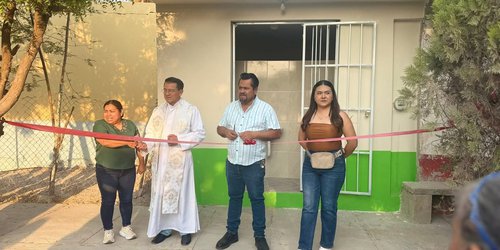 Entregan módulos sanitarios en la capilla de la Santa Cruz previo a fiesta patronal