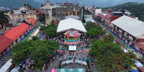 Inició el Festival de 48 horas de huapango en el pueblo mágico de Xilitla