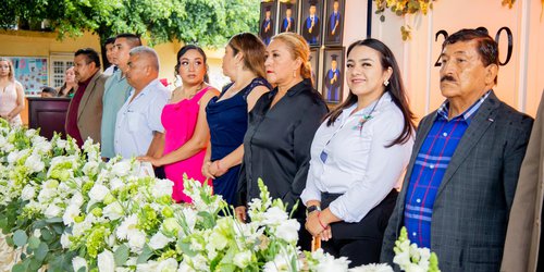 Regidora de Ciudad Fernández asiste a graduación de la Primaria Emiliano Zapata en El Refugio