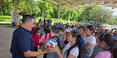 Santa Catarina celebra el inicio de la Copa Mundial de la FIFA 2026 con una fiesta familiar en Tanlú