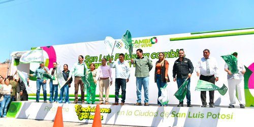 Gallardo arranca “Enchúlame la Colonia” en Nueva Progreso