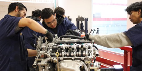 Convoca ICAT a profesionales con experiencia en el sector automotriz
