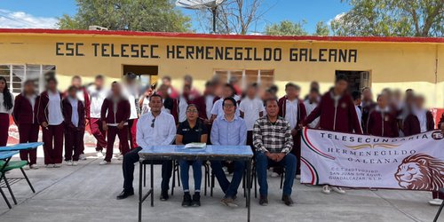 Llevan orientación legal a jóvenes de Guadalcázar y Axtla de Terrazas