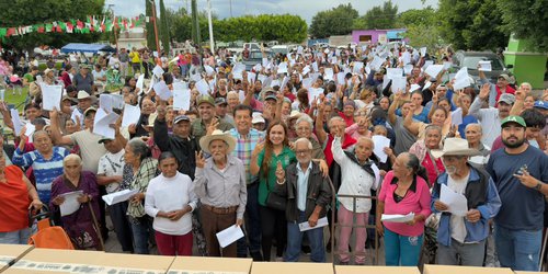 Entregan 800 apoyos alimentarios en San Marcos, Rioverde