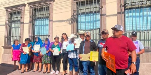 Santa Catarina traslada a 12 personas a la capital para corregir actas y CURP