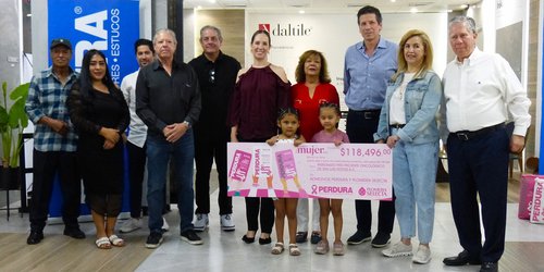 Patronato Pro Paciente Oncológico recibe donativo para paciente con cáncer
