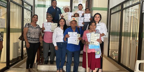 Acercan servicios a personas adultas mayores y con discapacidad