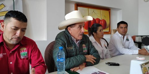 Destaca UCD nacional regularización de vehículos extranjeros y gratuidad de placas en SLP