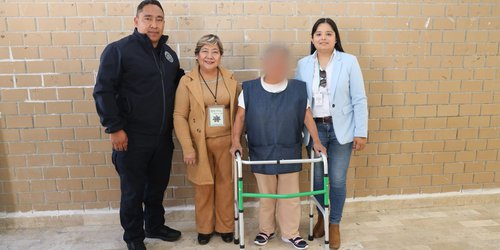 DIF Estatal entrega apoyo funcional a persona privada de su libertad