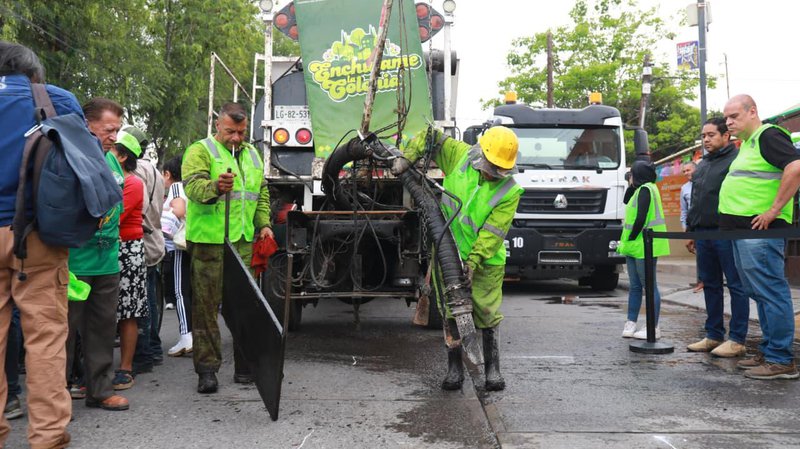 bacheo_en_calles_colonias_slp_mirioverde.jpeg