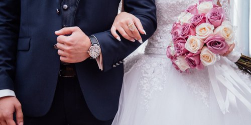 Le cancelan a Iglesia, ceremonias y celebraciones, por repunte de contagios Covid