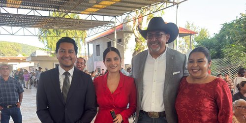Reconocen avances de Lagunillas durante Segundo Informe de Gobierno