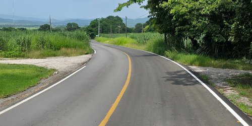 Concluye Gobierno Estatal rehabilitación de camino a Tambaca en Tamasopo