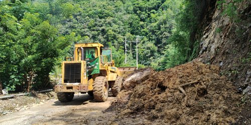 Gobierno Estatal atendió 416 kilómetros de caminos en junio