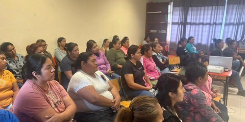 Ofrecen plática para prevenir la violencia contra las mujeres en Guadalcázar