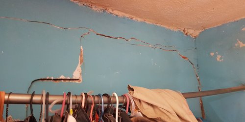 Casas cuarteadas por fallas geológicas en SLP