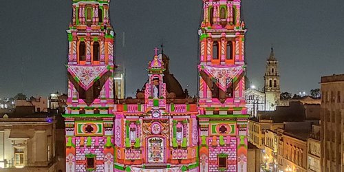 Inició la fiesta de luz 2023 sobre fachada de la Catedral Metropolitana