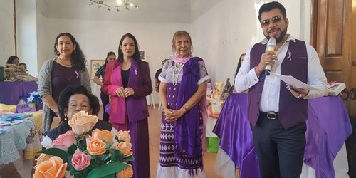 Conmemoran a la Mujer con exposición y conferencia en el IMAC