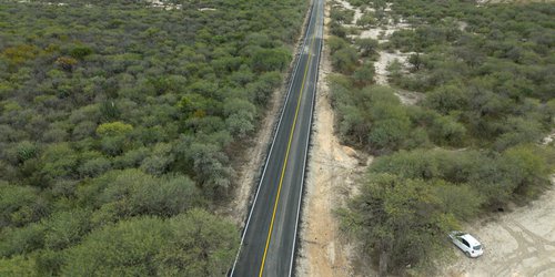 Ricardo Gallardo lleva más apoyo en movilidad a la Región Media