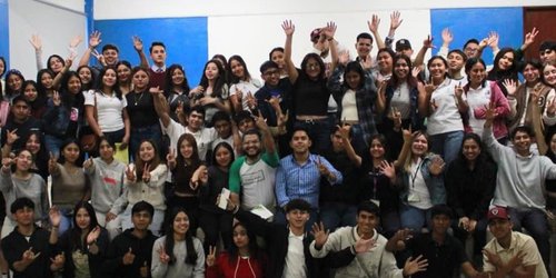 Preparan a jóvenes para examen de admisión a Escuelas de nivel superior