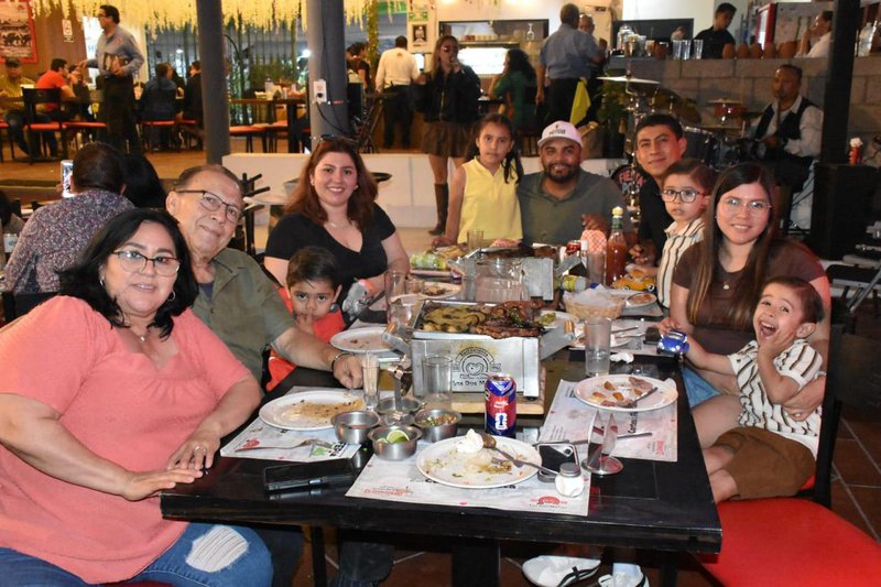 familia_fenapo_mirioverde.jpeg