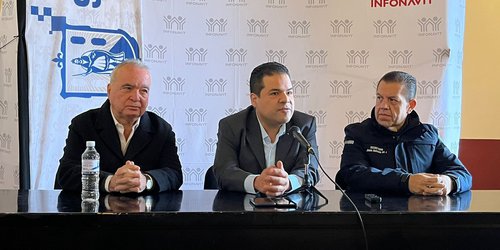 Infonavit acerca créditos y soluciones de pago a derechohabientes potosinos