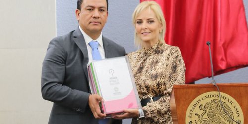 Entrega Gobierno del Cambio Primer Informe de Gobierno al Congreso del Estado