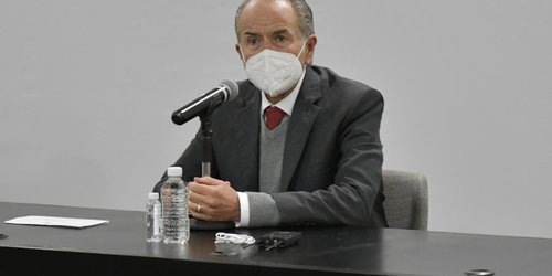 Terminando proceso de vacunación de personal de Salud, inicia en la tercera edad: Gobernador