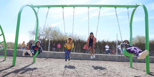 Gobierno estatal entrega el área recreativa en apoyo a familias en Guadalcázar