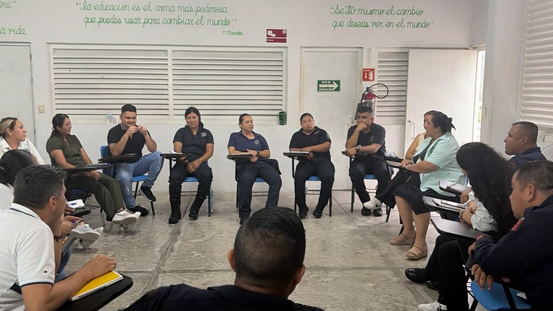 personal_penitenciario_cers_slp_mirioverde.jpeg