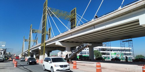 Gobierno Estatal mejora movilidad con nuevo puente en Circuito Potosí