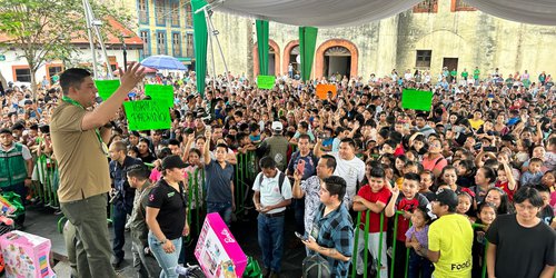 Obras y festejos por el Día de la Niñez en la Huasteca Potosina
