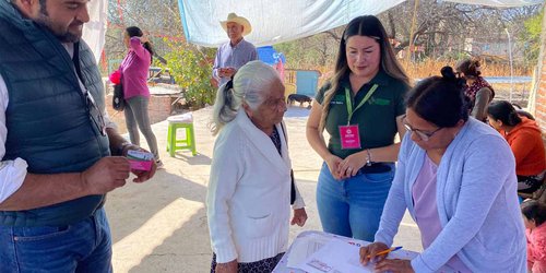 Tarjeta Rosa apoya a 140 mil potosinas