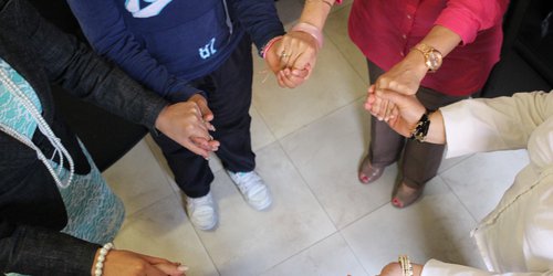 Gobierno iniciará grupo de terapia "Mujeres en espejo"