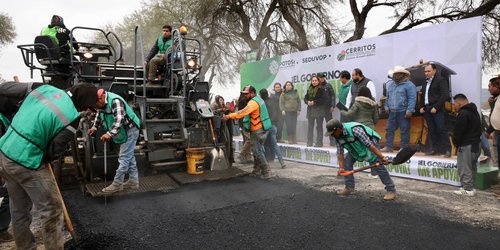 Gobierno estatal reconoce a trabajadores de la construcción en su día